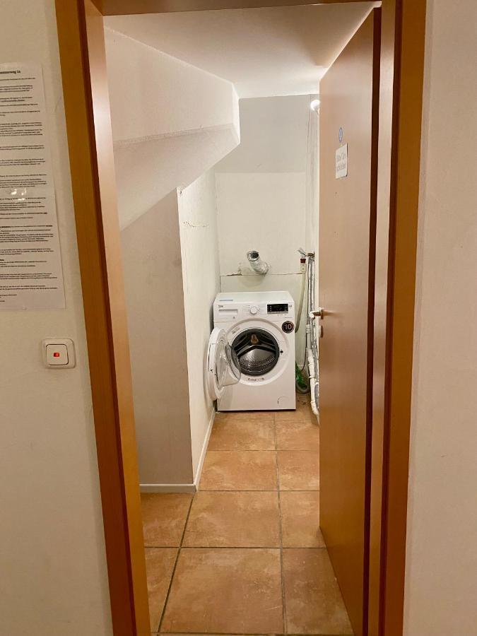 Komfortables Doppelzimmer In Kehl Goldscheuer - 1A Guesthouse Exteriör bild