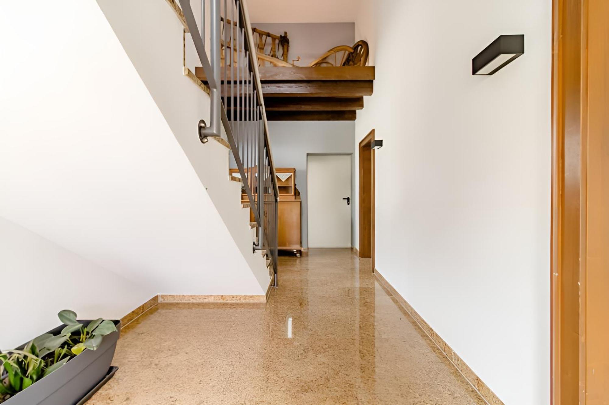 Komfortables Doppelzimmer In Kehl Goldscheuer - 1A Guesthouse Exteriör bild