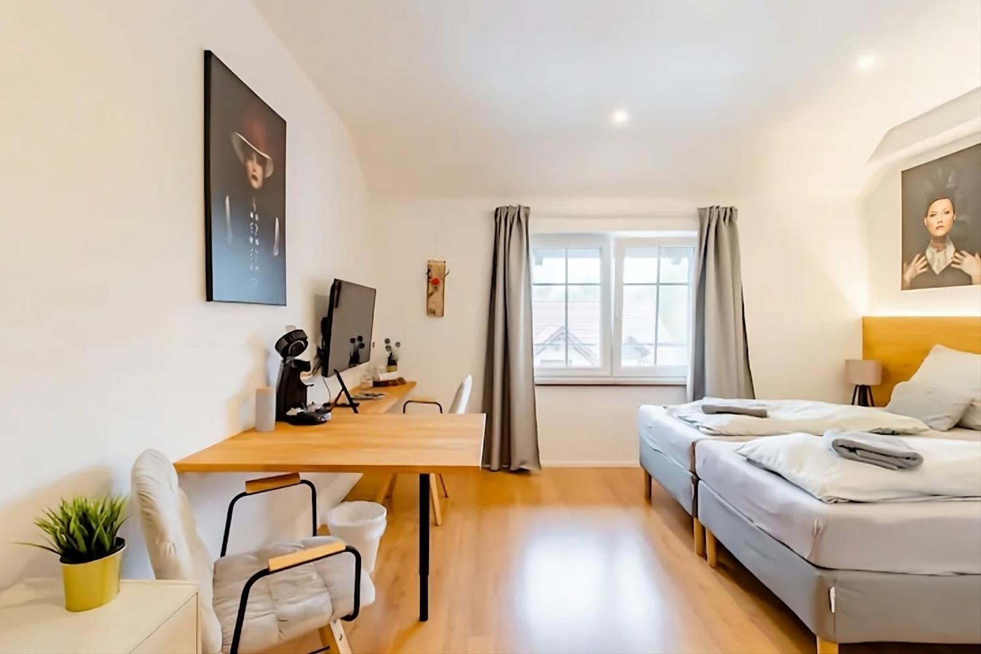 Komfortables Doppelzimmer In Kehl Goldscheuer - 1A Guesthouse Exteriör bild